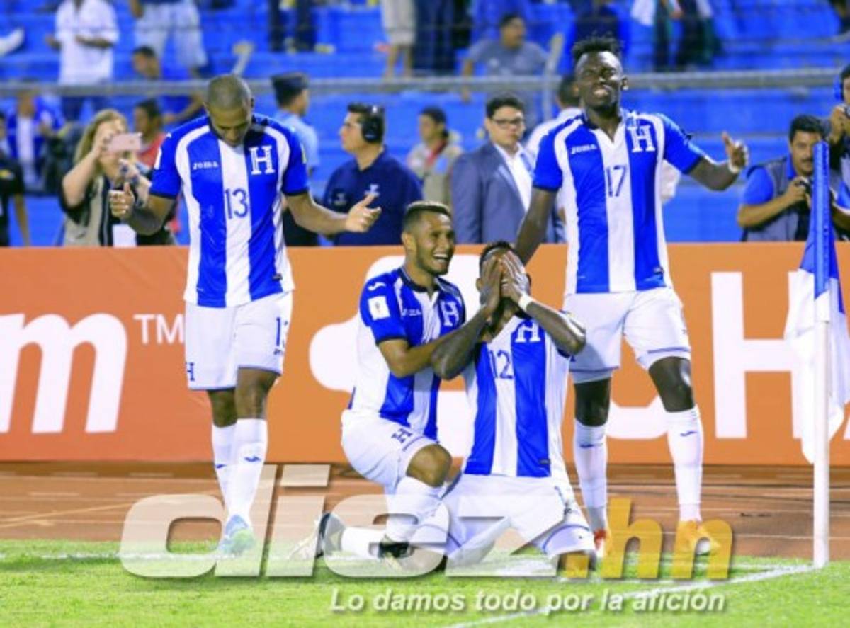 Alegría y llanto, así celebraron jugadores de Honduras el pase al repechaje
