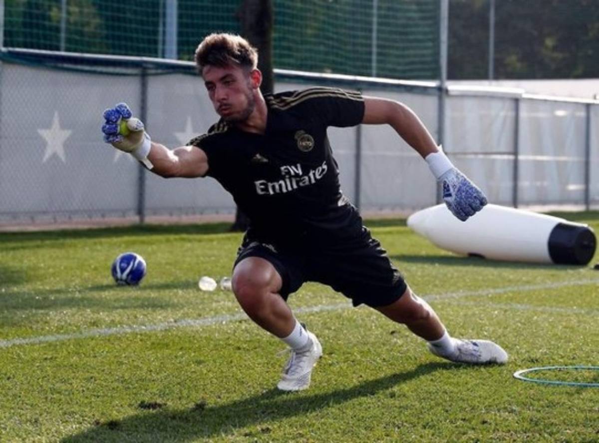 El poderoso 11 que prepara Raúl en el Real Madrid Castilla, según AS   