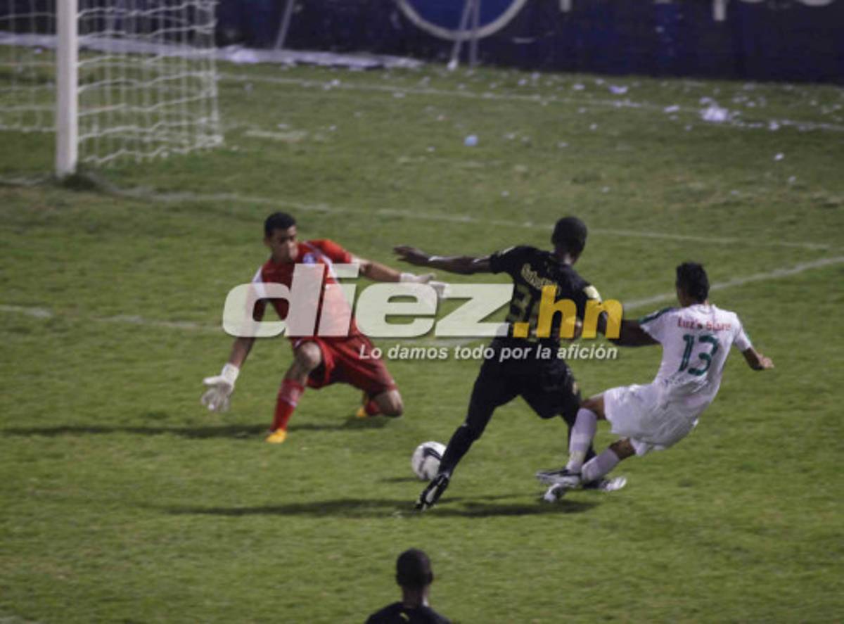 Platense y Olimpia empataron en el partido de ida de las semifinales