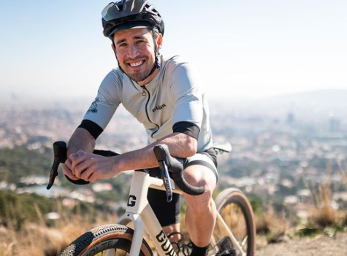 Lo ganó todo con Messi en el Barcelona, se quedó sin equipo a los 32 años y decidió cambiar de deporte: “Será para quedarme...”