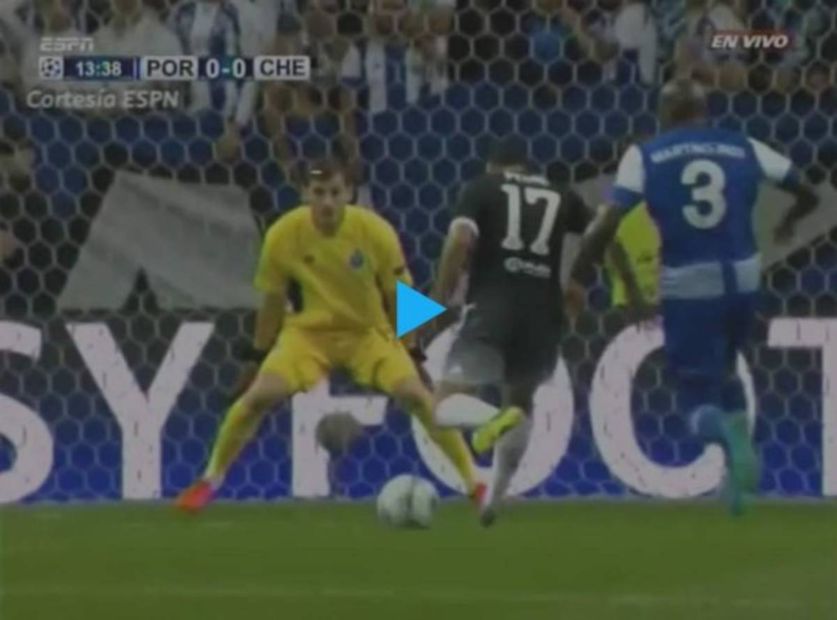 VIDEO: La espectacular atajada con la que Iker Casillas amarga el Chelsea de Mourinho