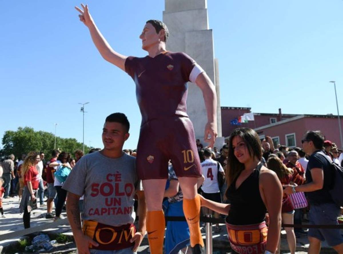 ¡Las lágrimas de Francesco Totti luego de decirle adiós a la Roma!