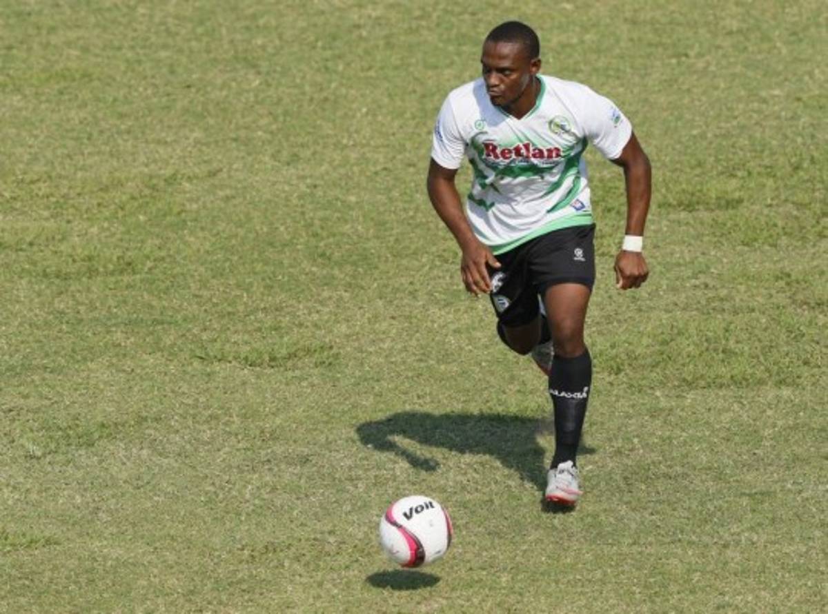 ¡Con bajas! El 11 que prepara Wilmer Cruz para salvar la categoría ante Honduras Progreso