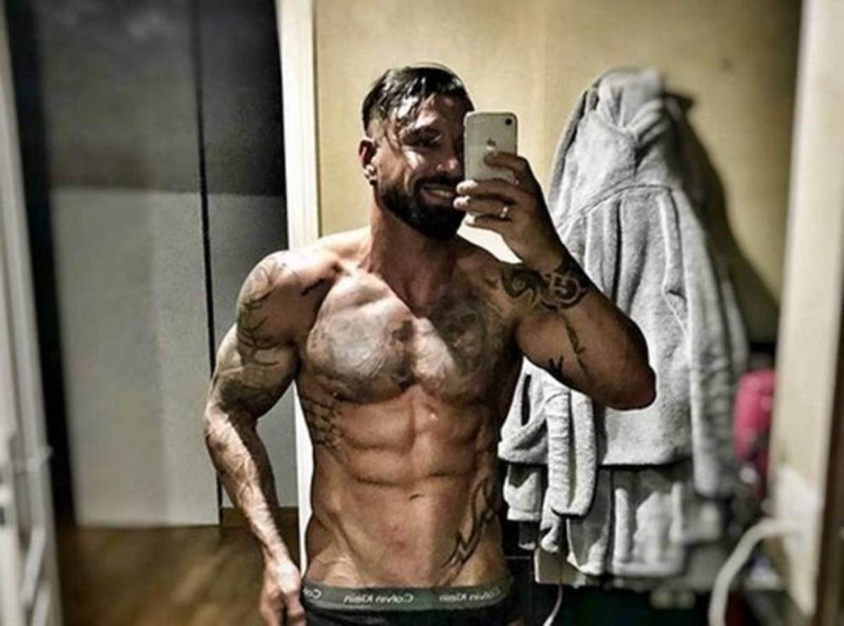 Brutal cambio físico: El excampeón de Milán que es una montaña de músculos y es irreconocible