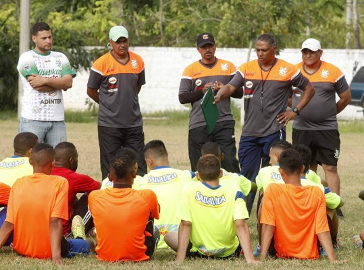 Los mejores jugadores del cumpleañero Platense