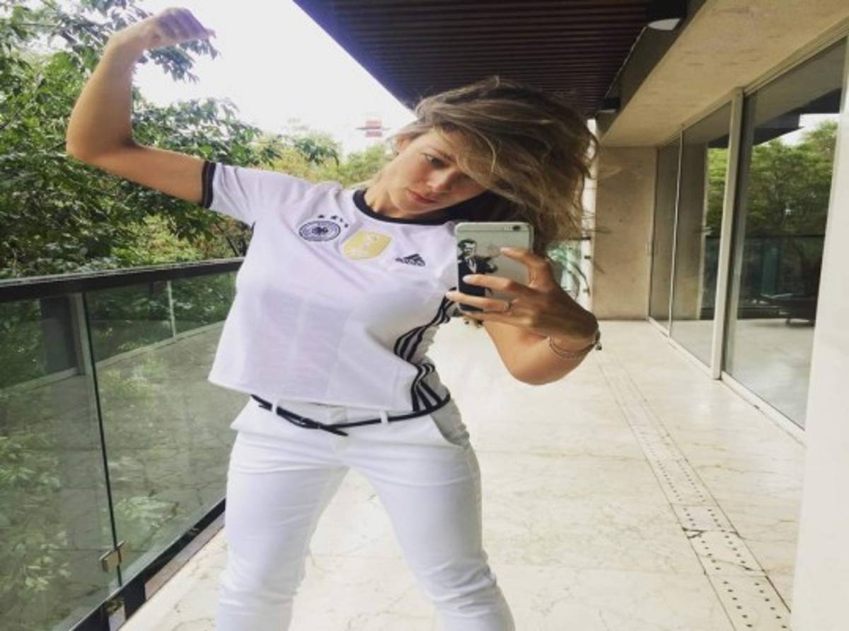 ¡INCREÍBLE! El antes y después de Vanessa Huppenkotten, en México dicen que va a 'desaparecer'