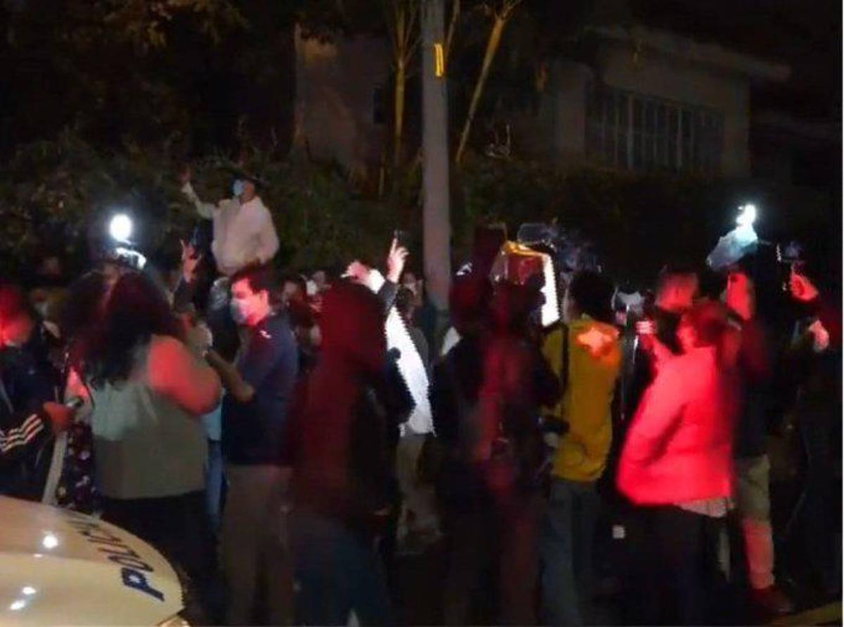 En fotos: Así militarizaron la lujosa casa del expresidente Juan Orlando Hernández tras ser solicitado en extradición por Estados Unidos