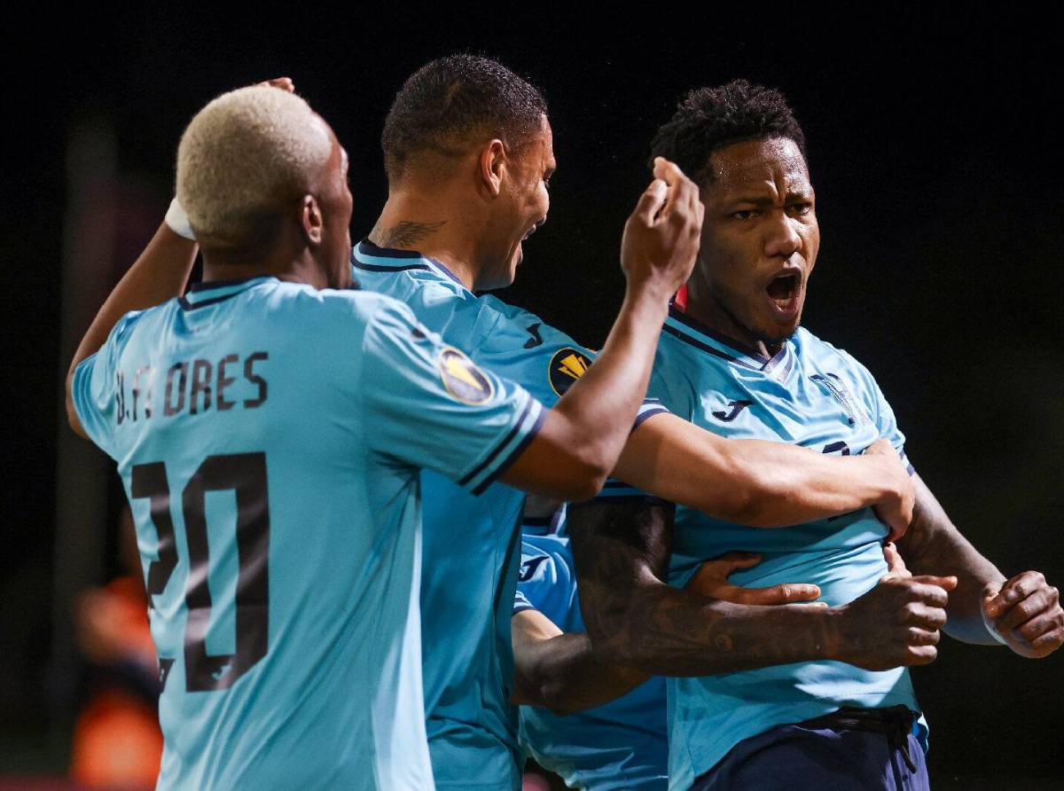 El legionario desconocido que sorprendería en la Selección de Honduras frente a Perú