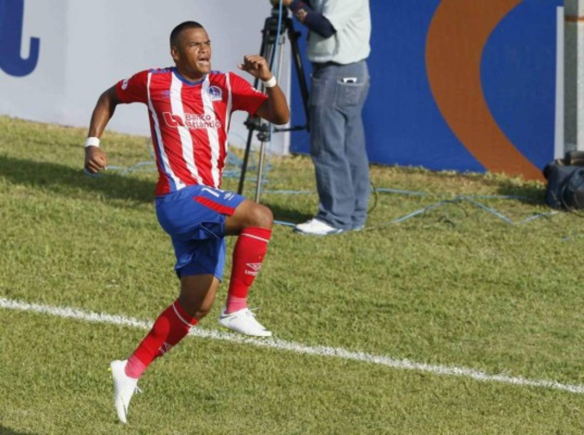 FICHAJES: Henry y Rubilio irían al extranjero, Olimpia haría barrida