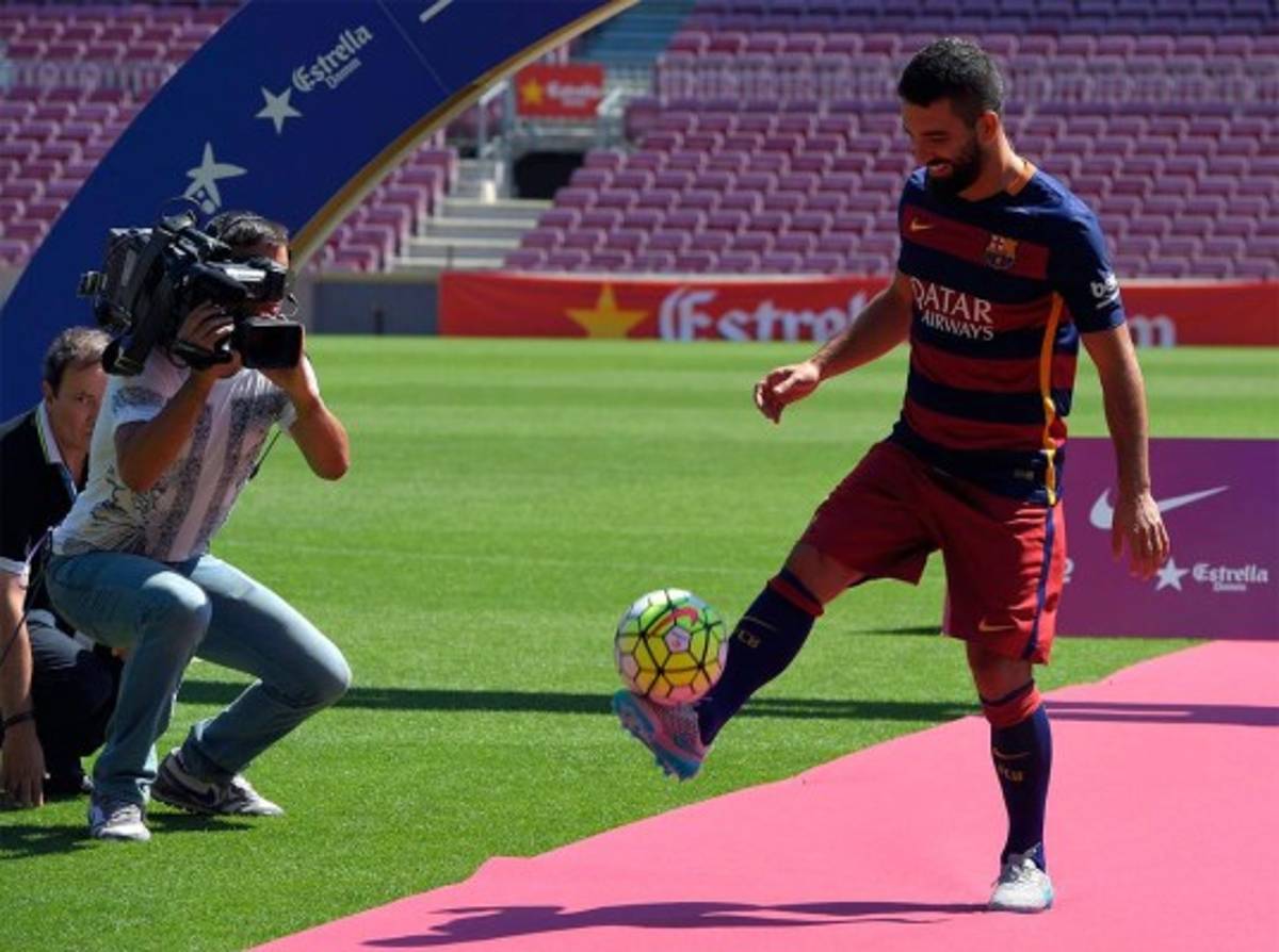 La presentación Arda Turan, nuevo fichaje del FC Barcelona,