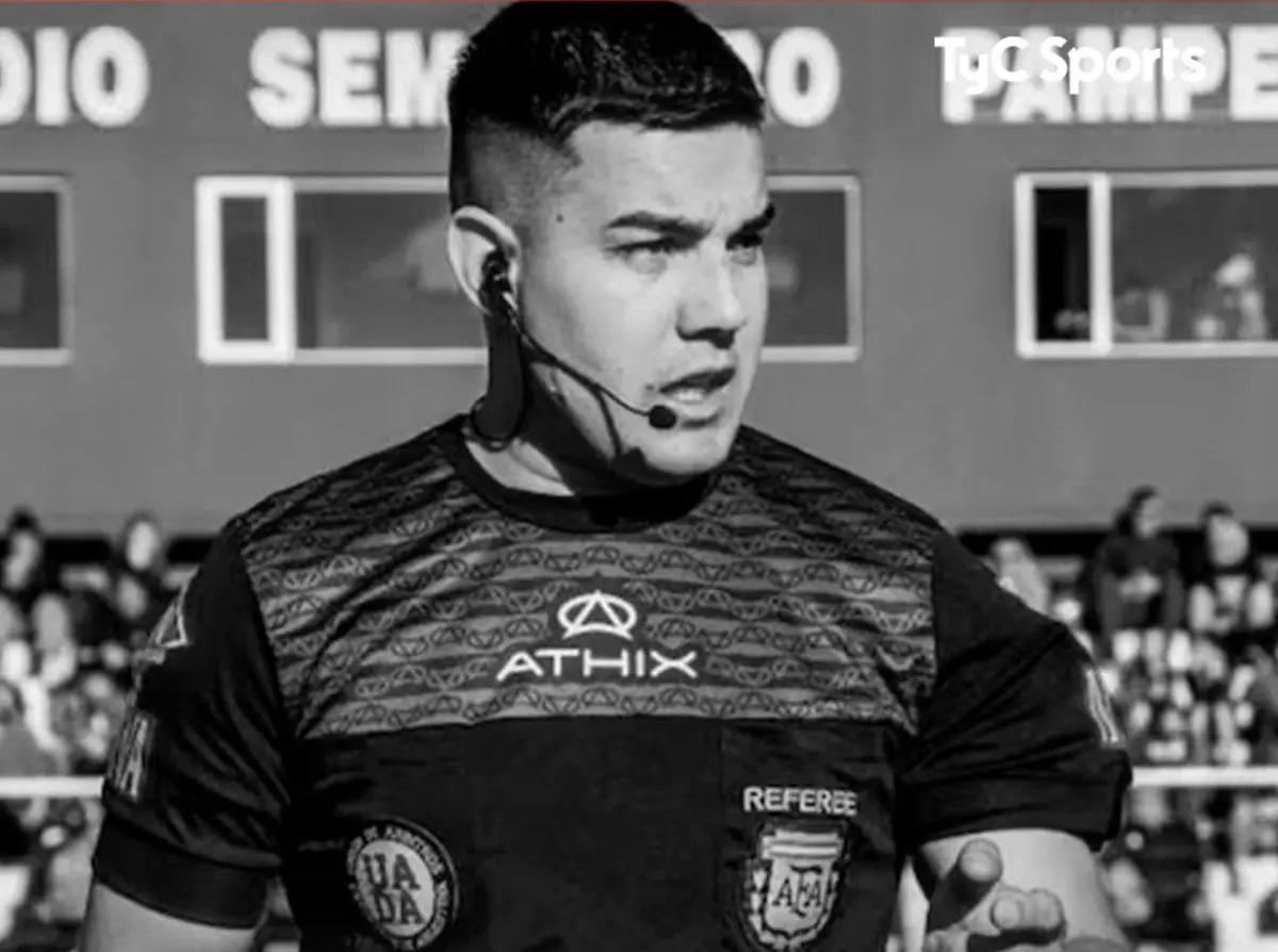 Así quedó el auto donde murió un árbitro, la causa del accidente y el desgarrador mensaje de su novia: Me arrancaste...