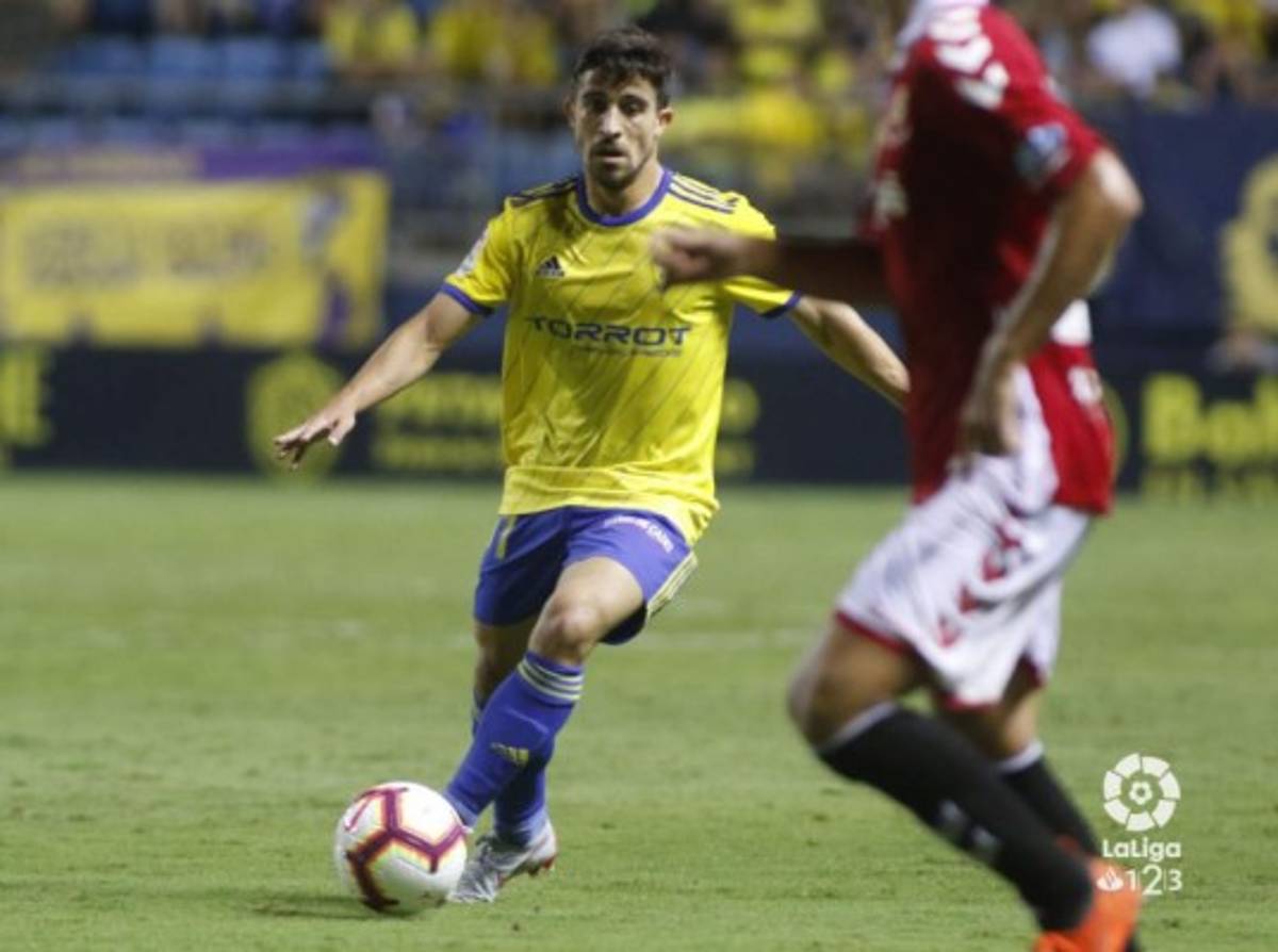 El 'potente' 11 del Cádiz para bajarse al líder Atlético en la Liga Española: ¿y el Choco Lozano?