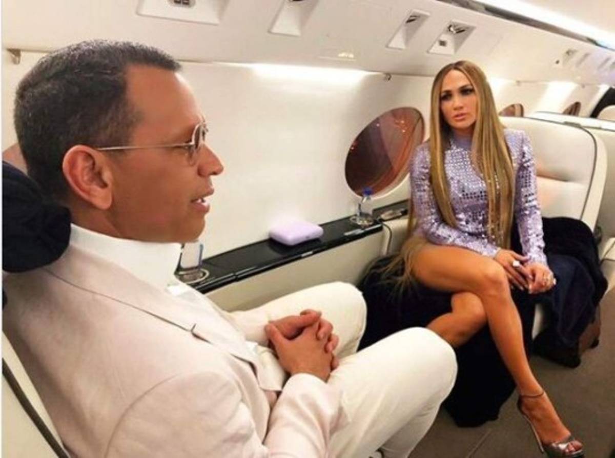 Así son los aviones privados de los famosos: Desde Neymar hasta Jennifer López y A-Rod
