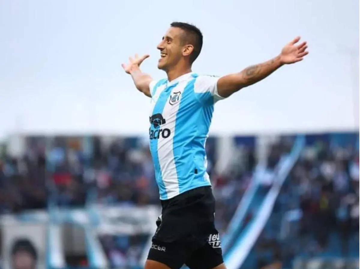 Futbolista puso en peligro un vuelo avión completo con una sola palabra y el castigo que afronta