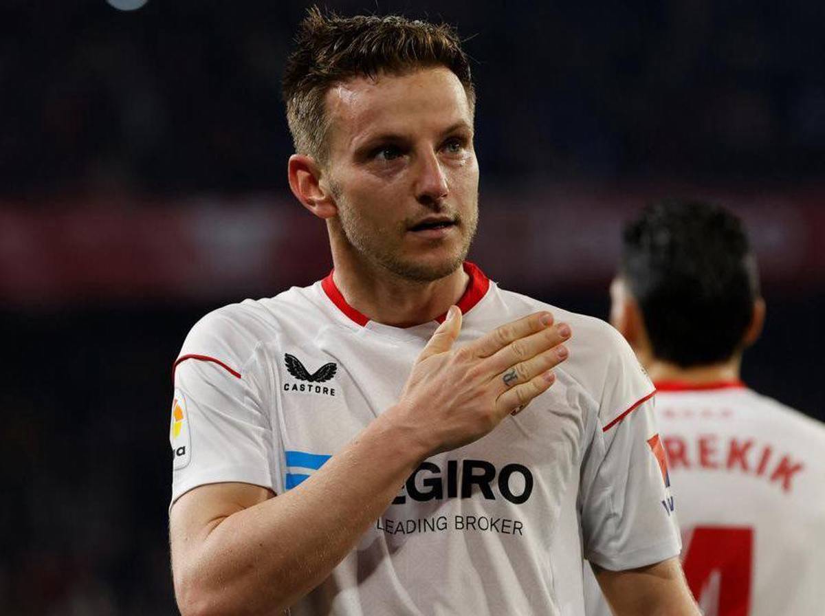 Futbolista es echado del Barcelona, el recambio de Mbappé y Choco Lozano toma decisión en España