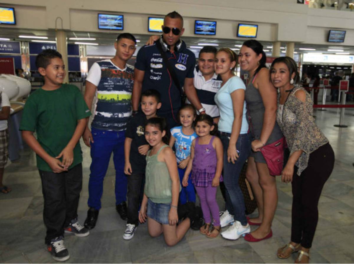 La Selección Nacional de Honduras partió hacia Costa Rica.