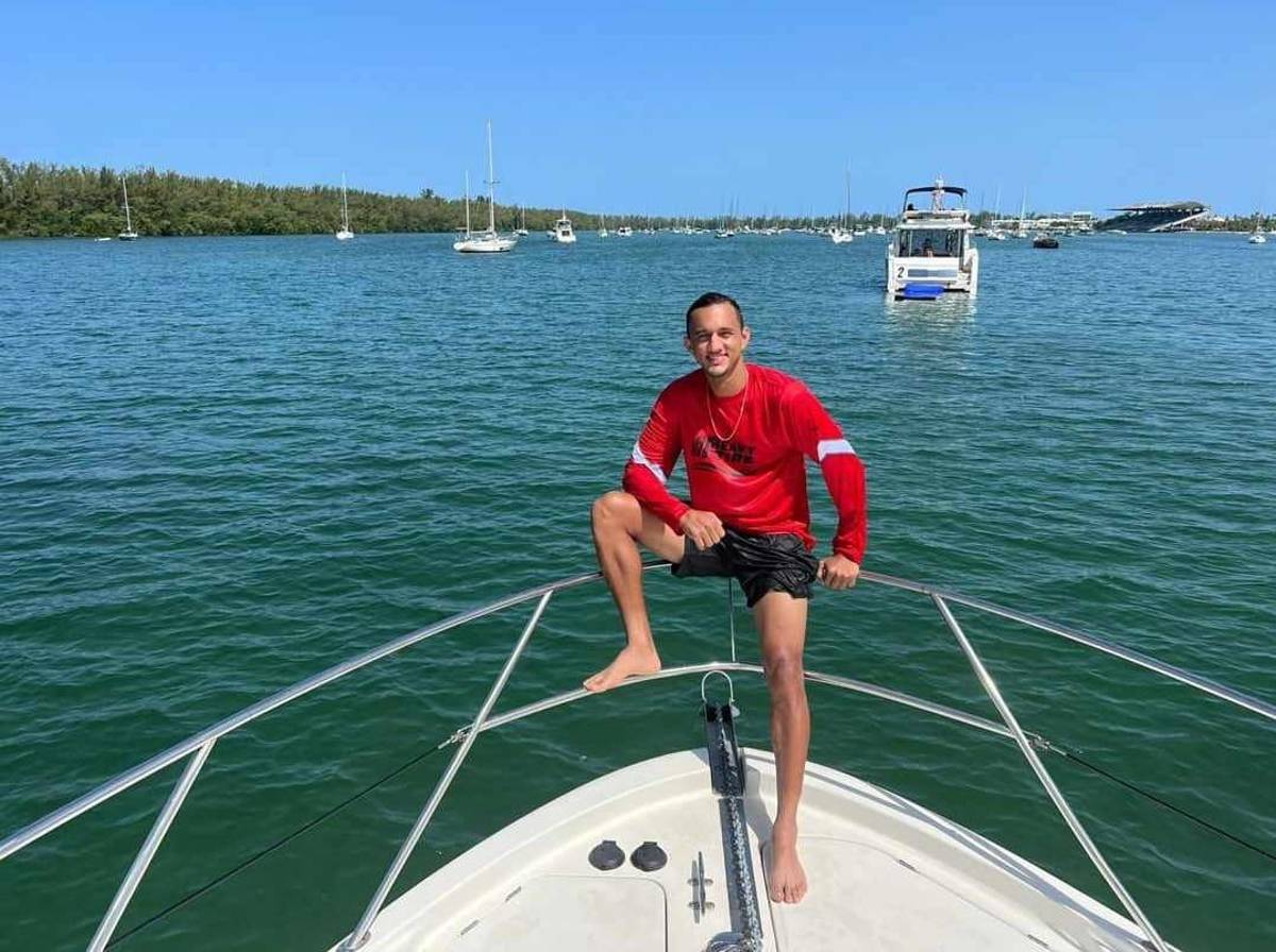 Aventura en yate, música y el gran clavado del Patón: Así se relajan los jugadores de Olimpia en su gira por Estados Unidos