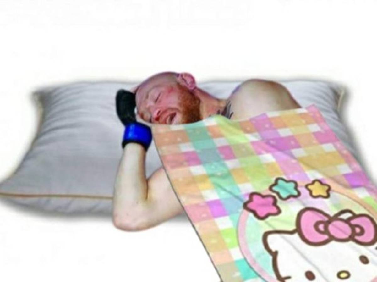 'Lo mandó a dormir': Los memes destrozan a McGregor por la derrota en su regreso a la UFC