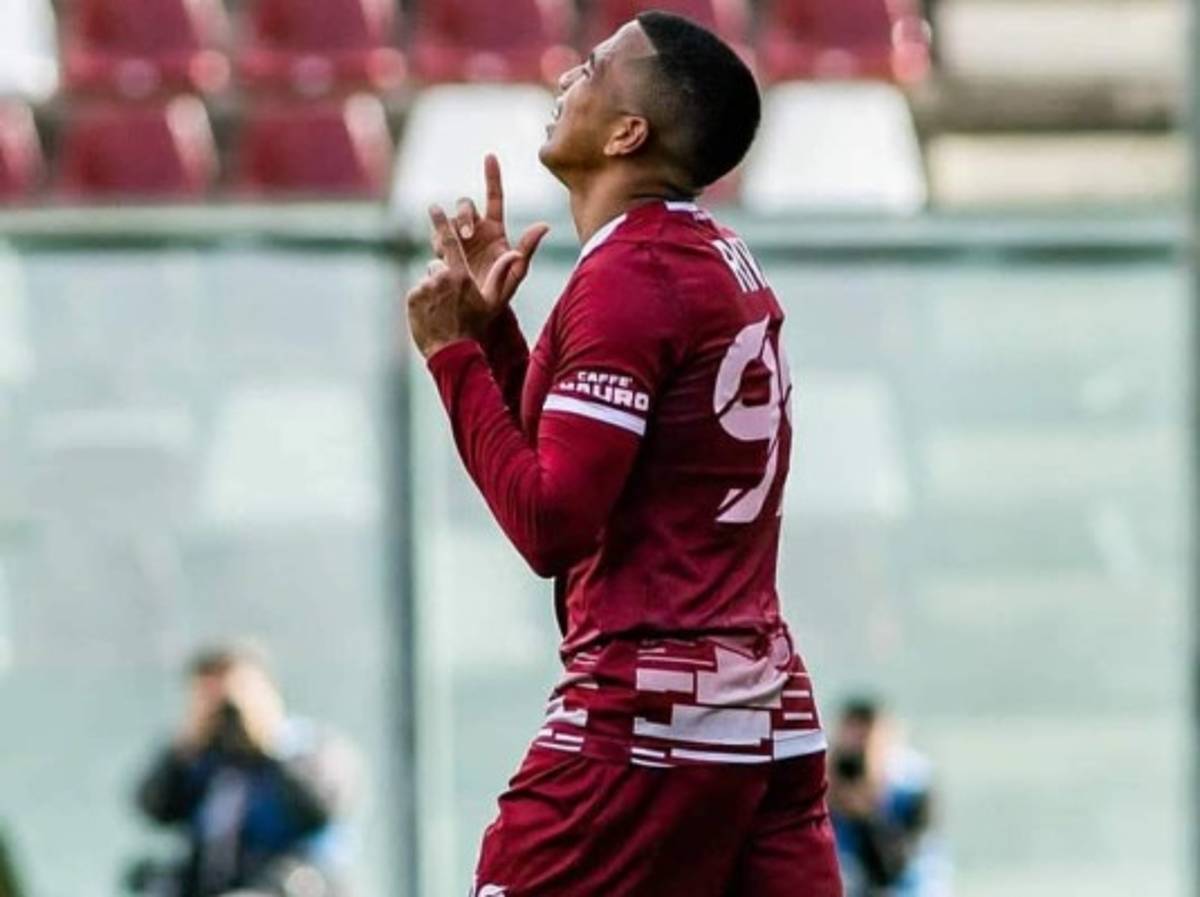 MERCADO: Varios sin contratos en Olimpia y Motagua; Real España está cerrando fichaje y habría nuevo legionario