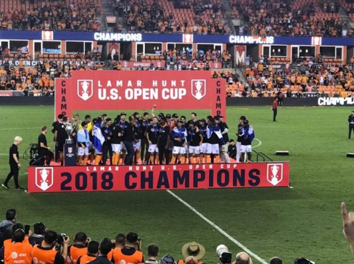 Así celebraron los hondureños y el Houston Dynamo el título de Copa