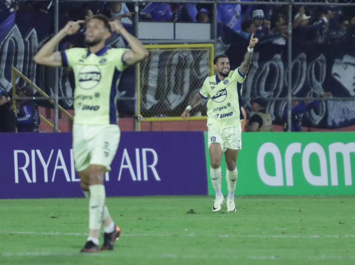 Javier López se volvió loco: Motagua recibió mala noticia en pleno festejo en Guatemala