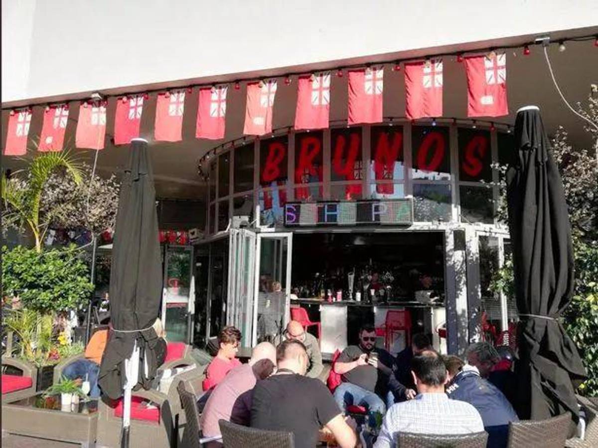 Nació en un bar y ahora buscan hacer historia en torneo de la UEFA: El primer DT del club fue un cliente e hizo una petición especial