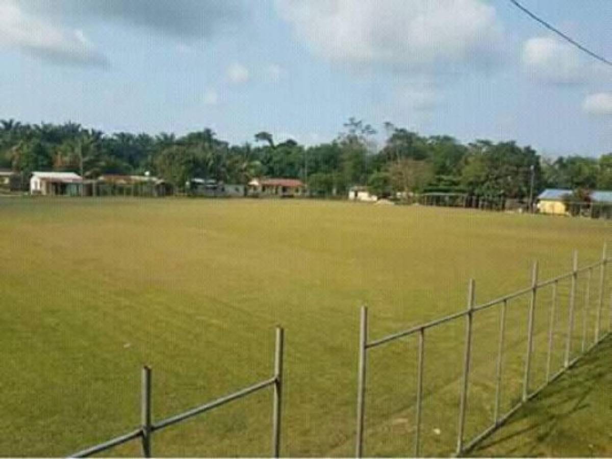 FOTOS: Exóticas canchas en Honduras donde juegan fútbol burocrático