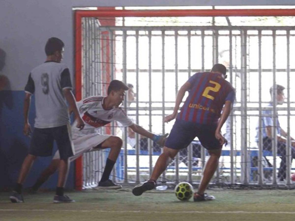 FOTOS: La Copa de Campeones Gatorade Milán 2016 sigue al rojo vivo