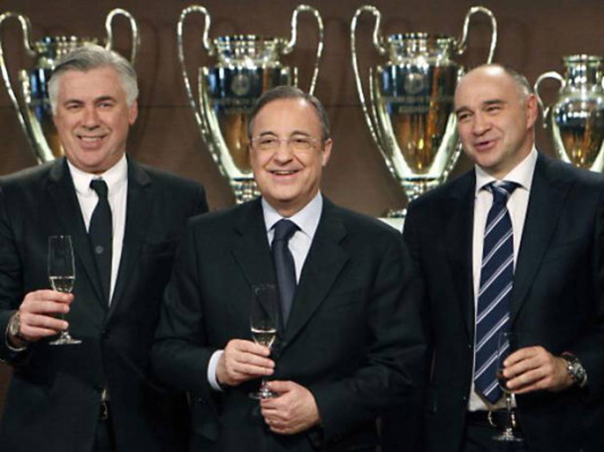 El Real Madrid realizó un brindis para desear una feliz Navidad a todos sus fanáticos .