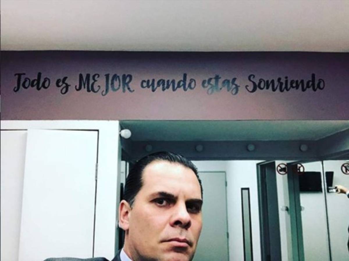 Siendo tímido y por correos: La increíble historia de amor de Christian Martinoli y su esposa francesa  