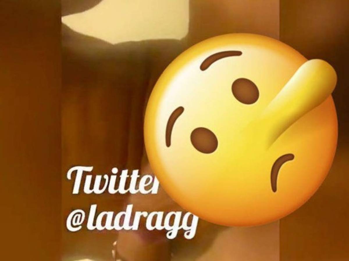 Filtran material del mexicano Carlos Salcido complaciéndose él mismo