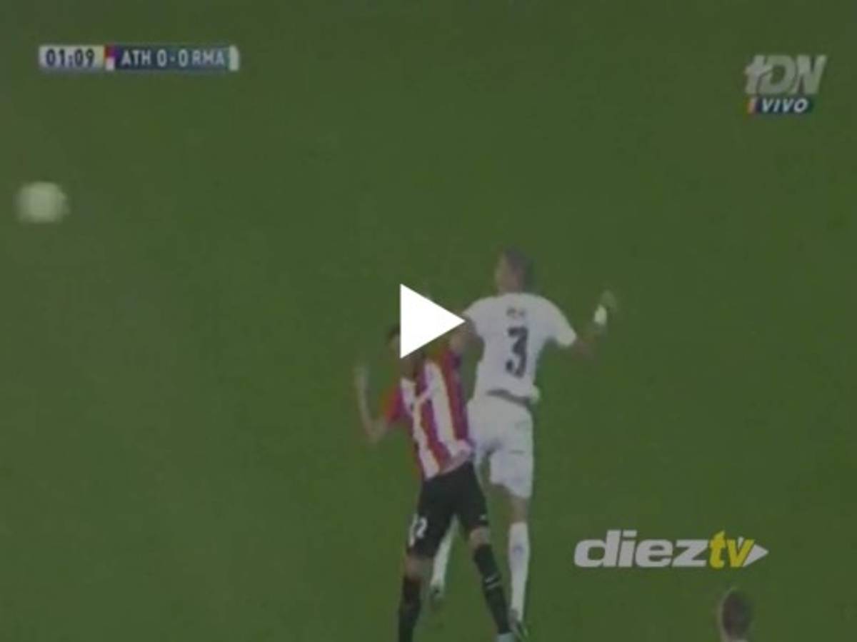 VIDEO: En San Mamés piden roja a Pepe por supuesto codazo