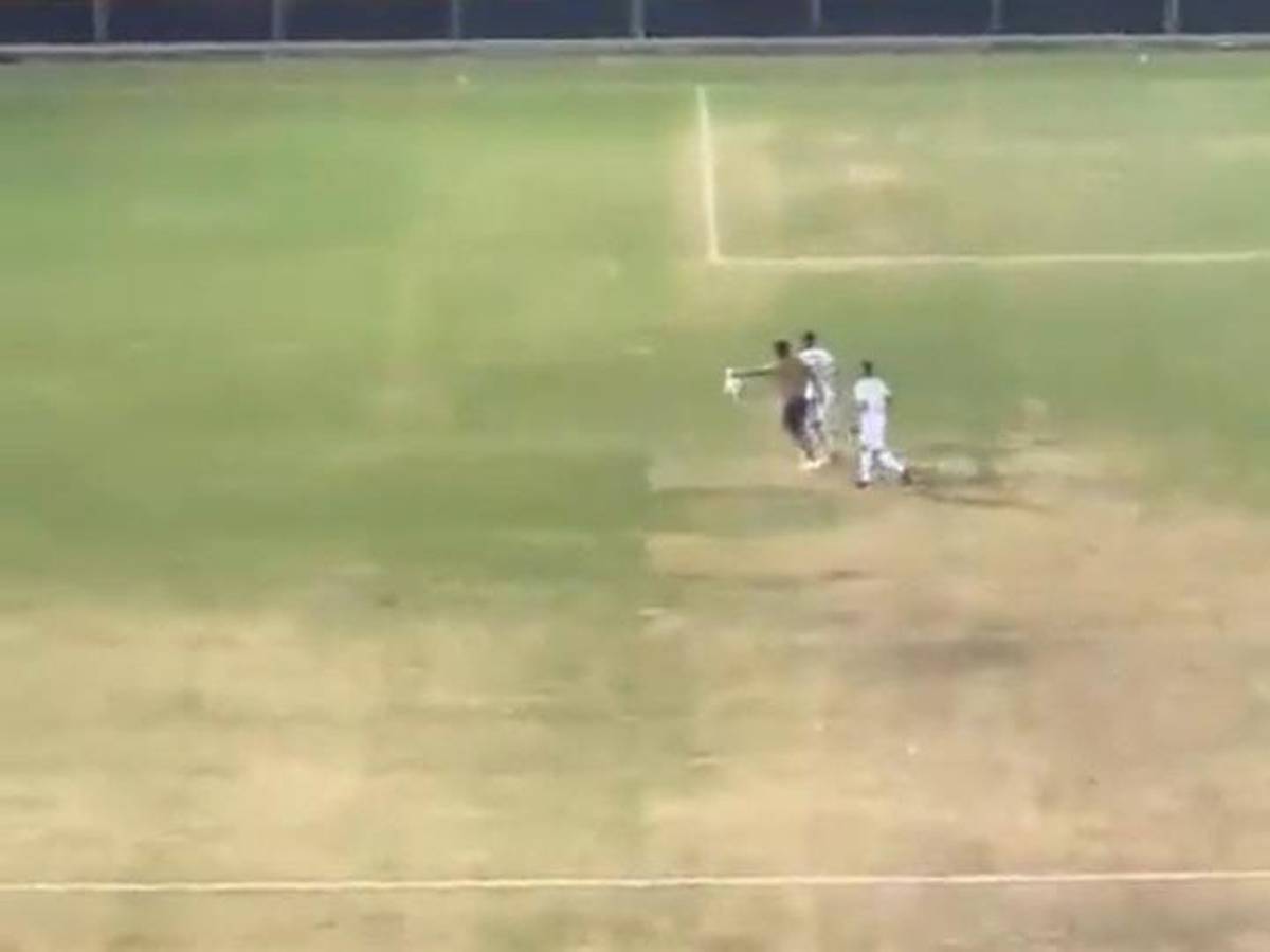 Desgracia en El Salvador: Las desgarradoras imágenes de la estampida de aficionados que dejó varios muertos en el Estadio Cuscatlán