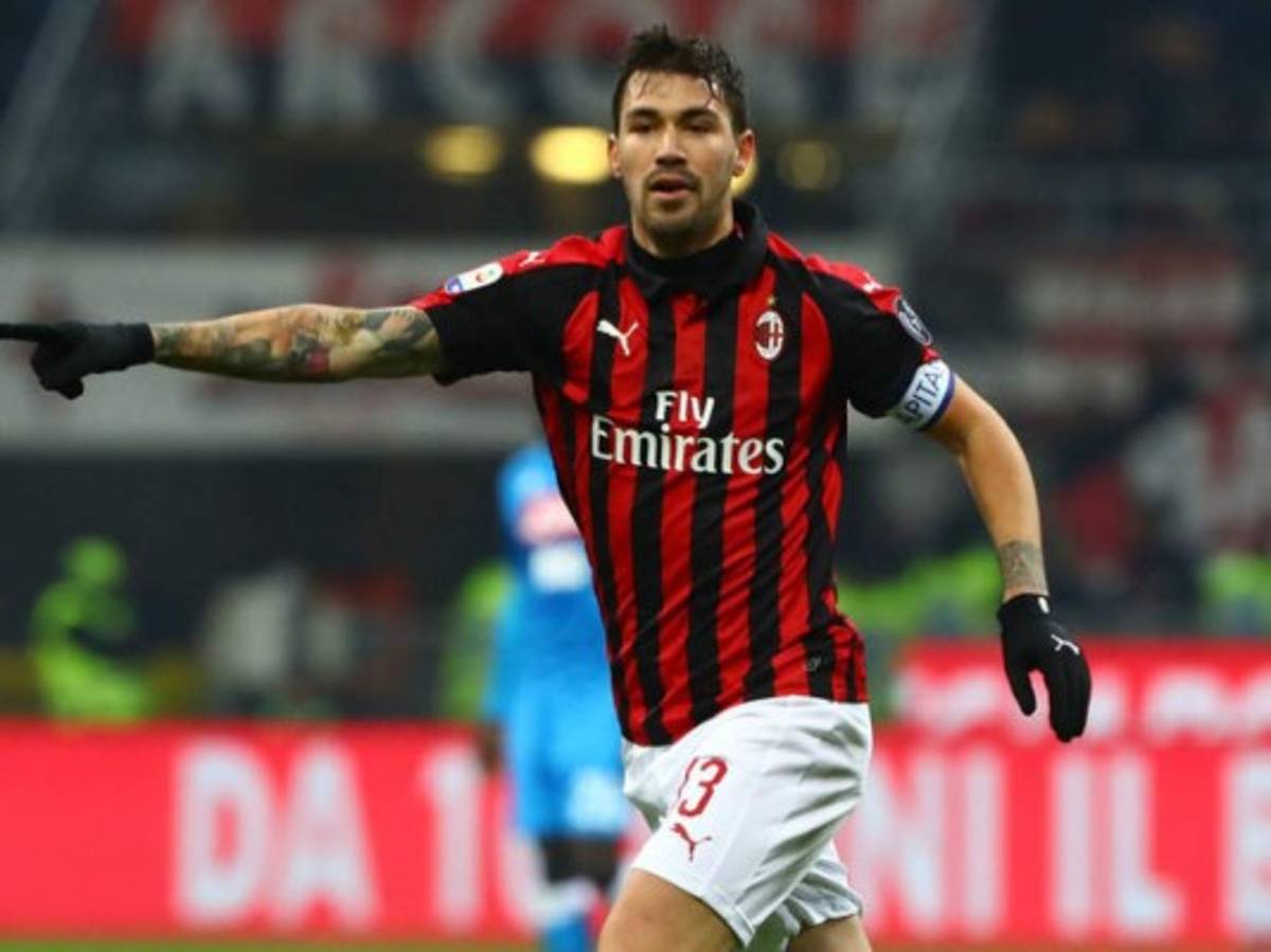 Los grandes futbolistas que no jugarán competición europea esta temporada