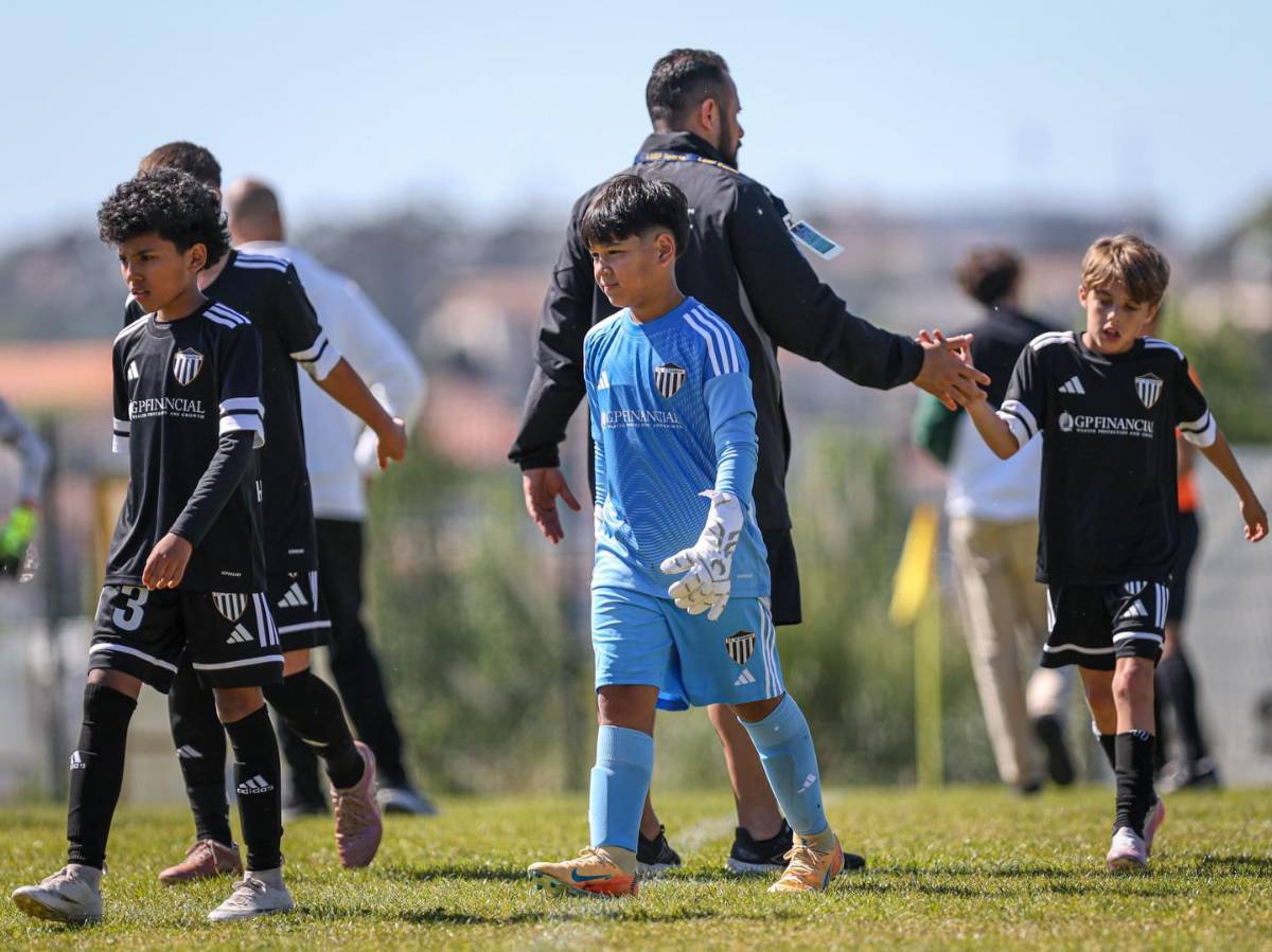 Se retiró en silencio, representa a club europeo y casi ficha por histórico de Italia: Así es la vida de Alfredo Mejía