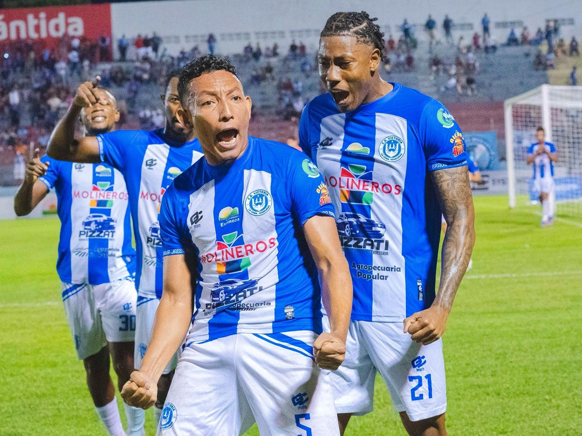 Victoria pasa la escoba para la próxima temporada: 12 bajas y 3 panameños fichados