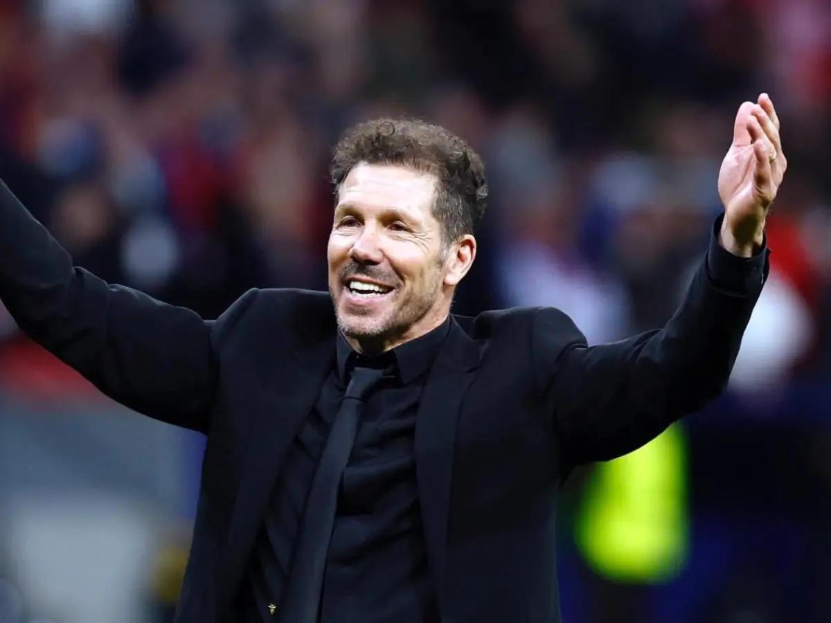 Klopp muestra su postura al Real Madrid para reemplazar a Arbeloa y la decisión que nadie esperaba: Se está negociando