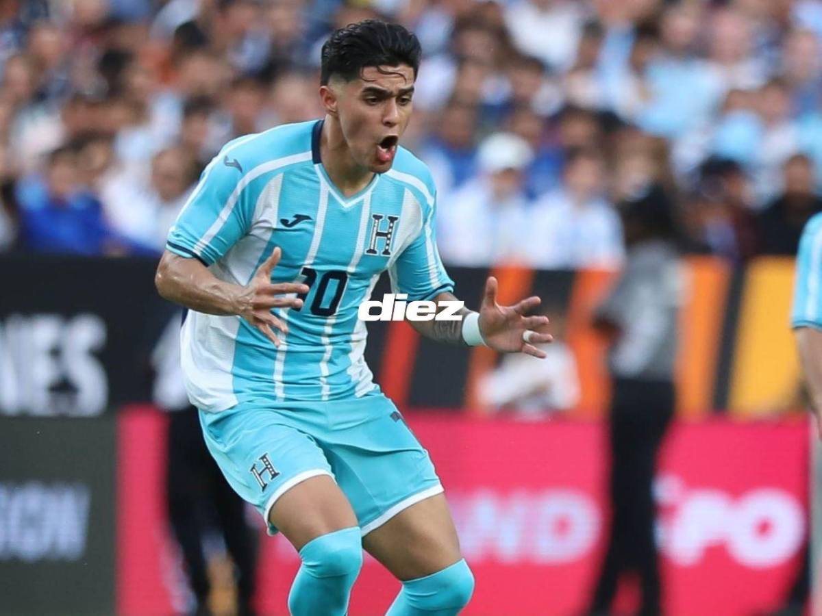 Keyrol Figueroa a todo pulmón: las otras fotos que no viste del Honduras-Argentina