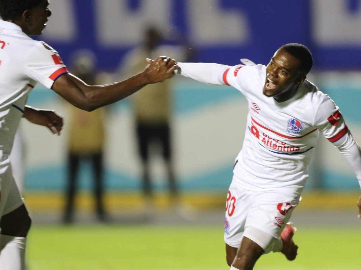 Olimpia al ritmo de punta y jugador causó furor: Las fotos del baile merengue a Real Estelí en Copa Centromericana