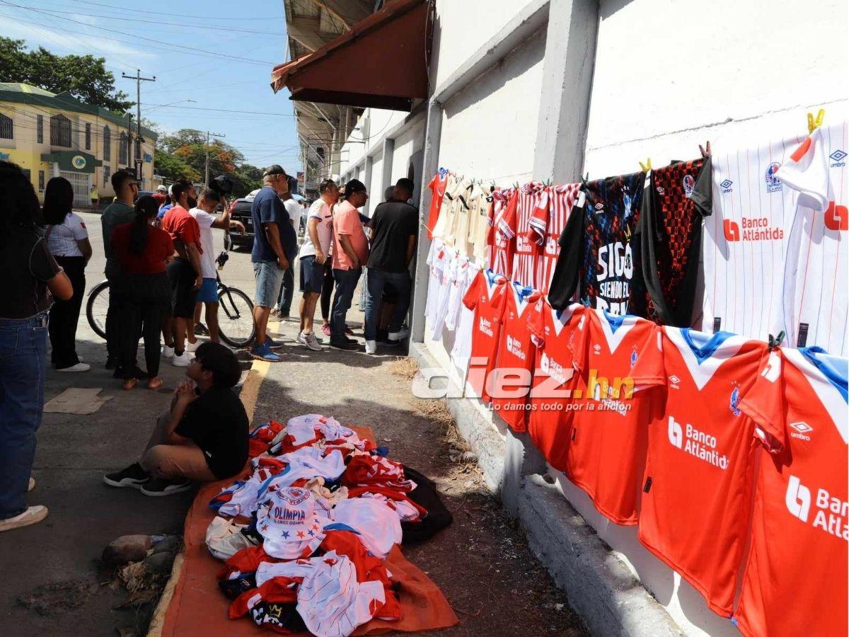 Troglio armó zafarrancho y mostró las ocho copas, la amargura del Olimpia y la fiesta del Victoria en La Ceiba