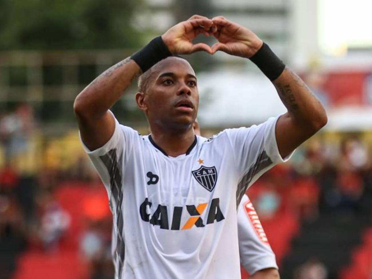 Robinho impacta a todos con su nuevo trabajo en la cárcel y el negocio que montó con famoso que también está en prisión