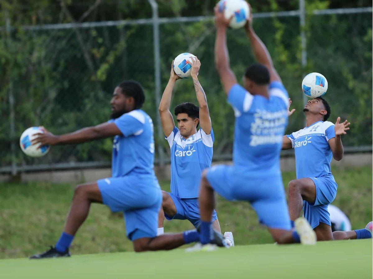 Hermosa bebé le robó el corazón a Alexy Vega y ambientazo en el CAR: Así fue el último entreno de la Selección de Honduras
