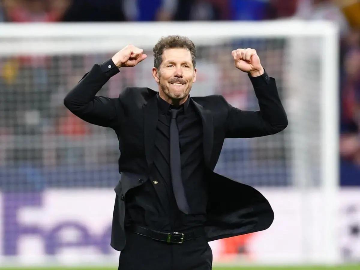 Klopp muestra su postura al Real Madrid para reemplazar a Arbeloa y la decisión que nadie esperaba: Se está negociando