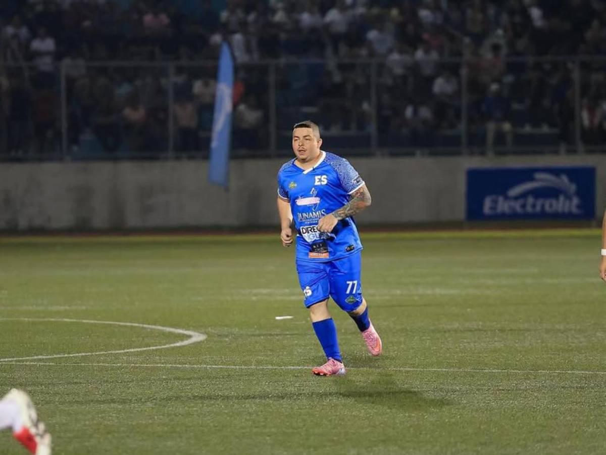 Tiktoker da la espalda a El Salvador con amenaza y quiere unirse a Honduras; esta fue la respuesta de Supremo