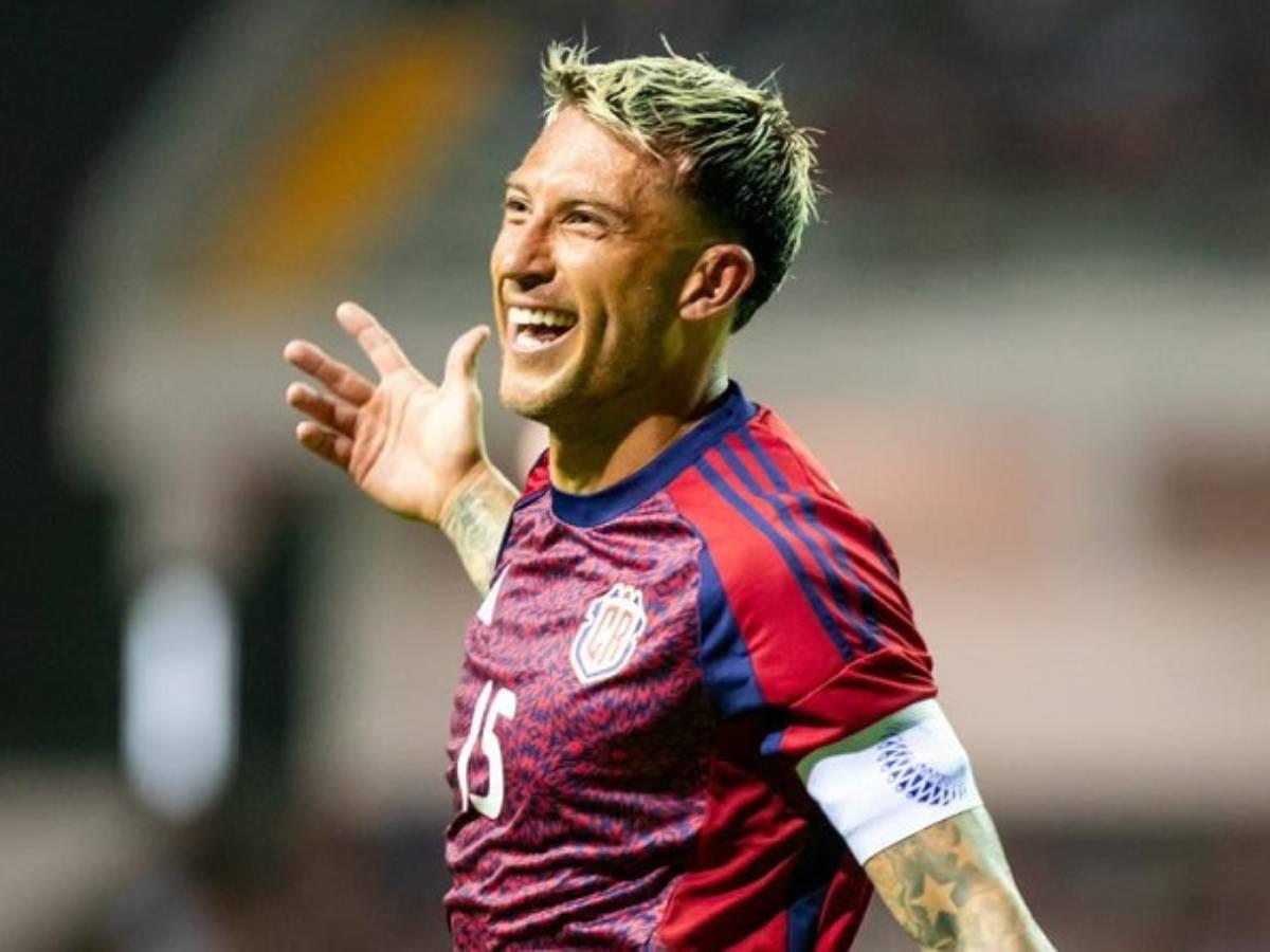 10 de Honduras y 5 de Costa Rica: los futbolistas de Centroamérica que disputaron su última eliminatoria como seleccionados