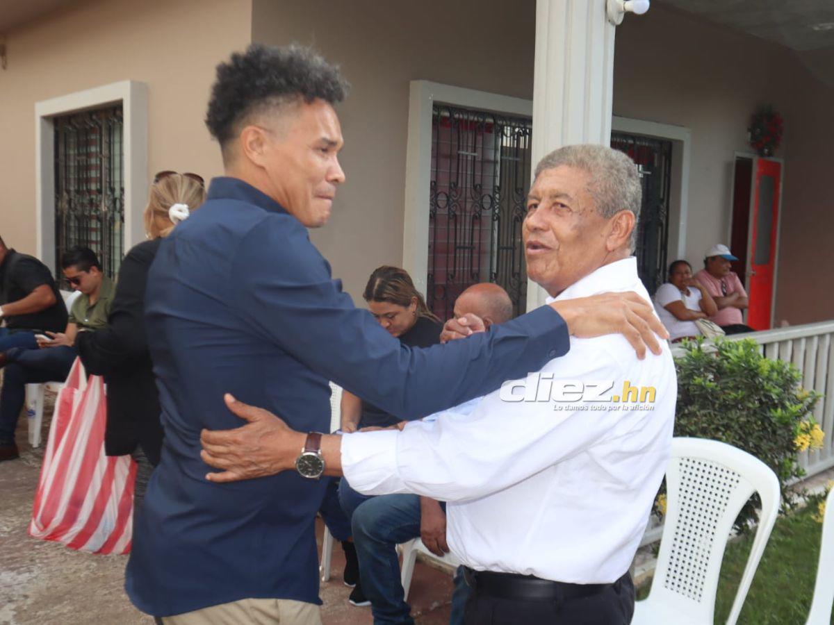 Llantos de “Rambo” de León con Ricardo Elencoff y hubo vuelta olímpica: el desgarrador adiós a Hermelindo Cantarero