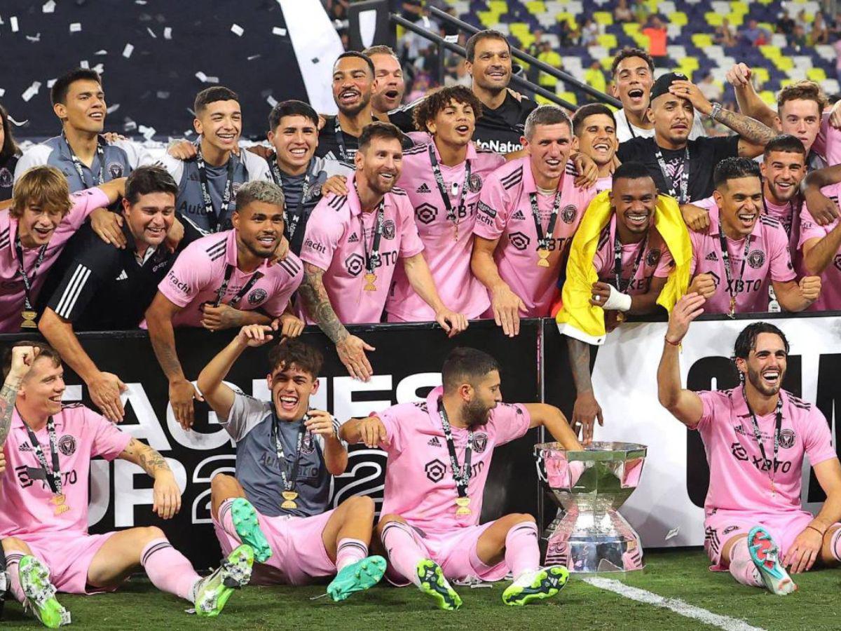 Campeones con Messi y en Champions League: Los hondureños que han levantado títulos alrededor del mundo