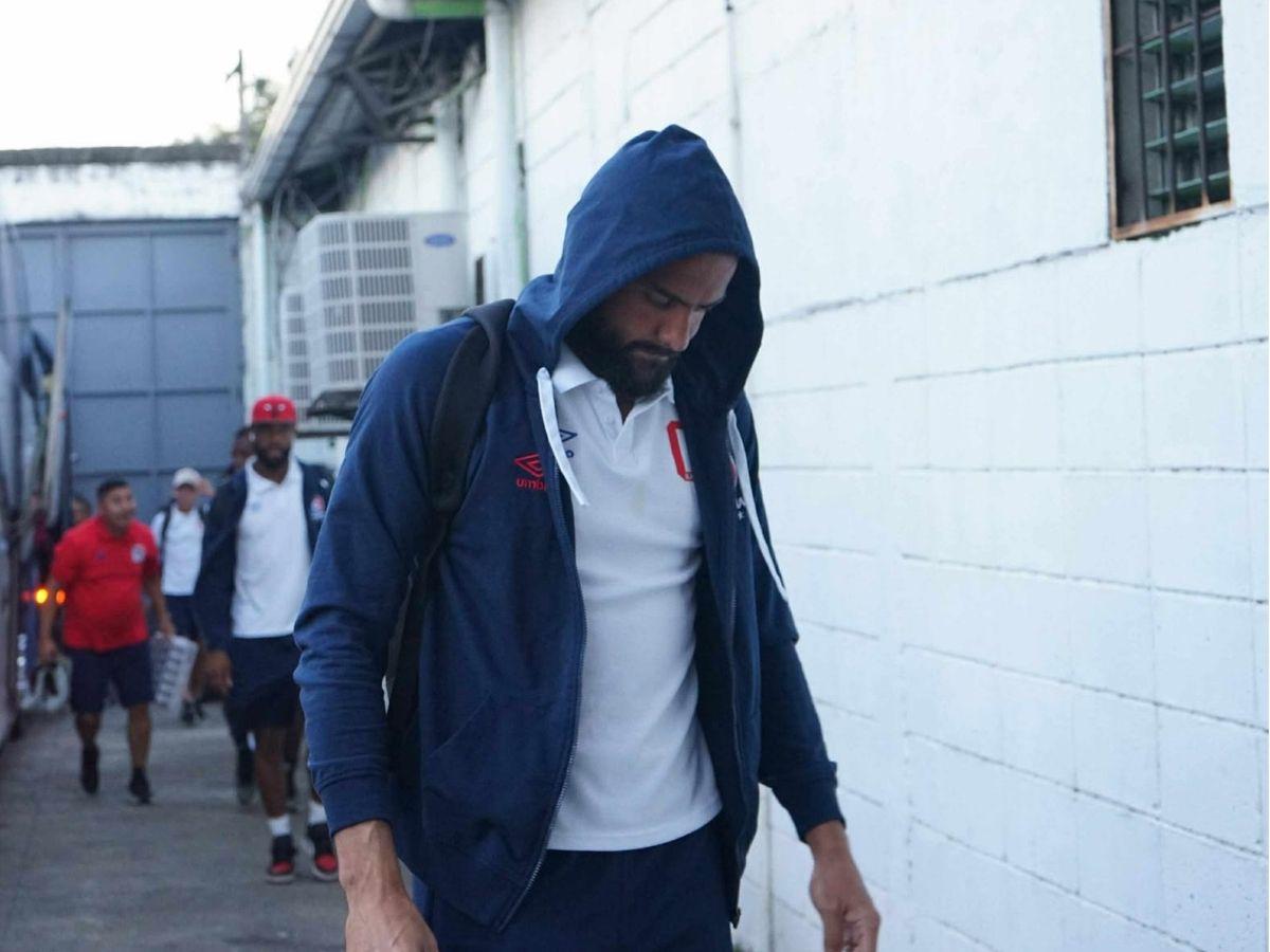 Derroche de bellezas de Olimpia y Real España y jeque causó furor previo al clásico moderno en el Estadio Morazán