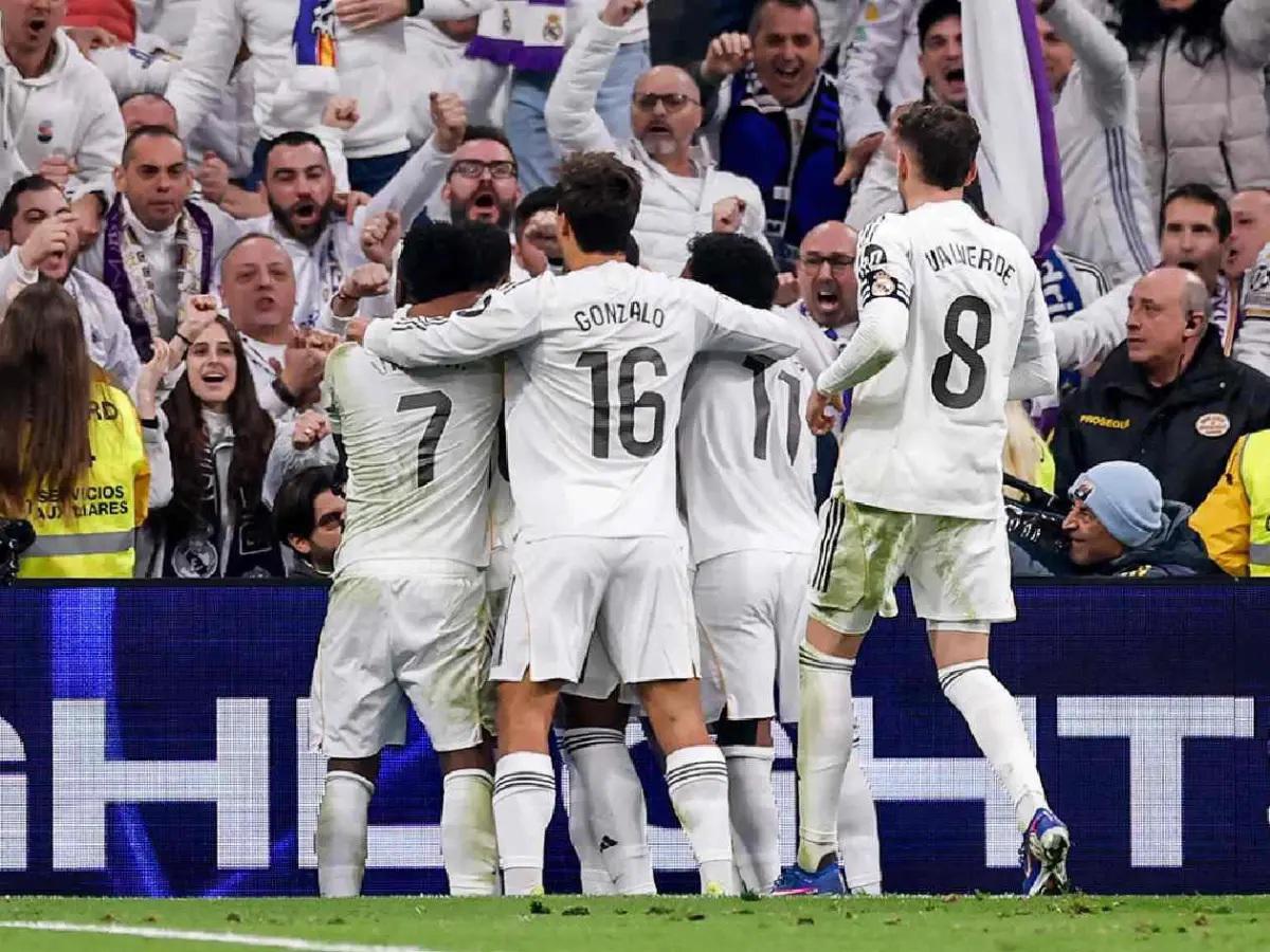 Si llega Vinicius se va del Real Madrid: la decisión que ha tomado Florentino con el fichaje de Rodri; Guardiola ya lo sabe