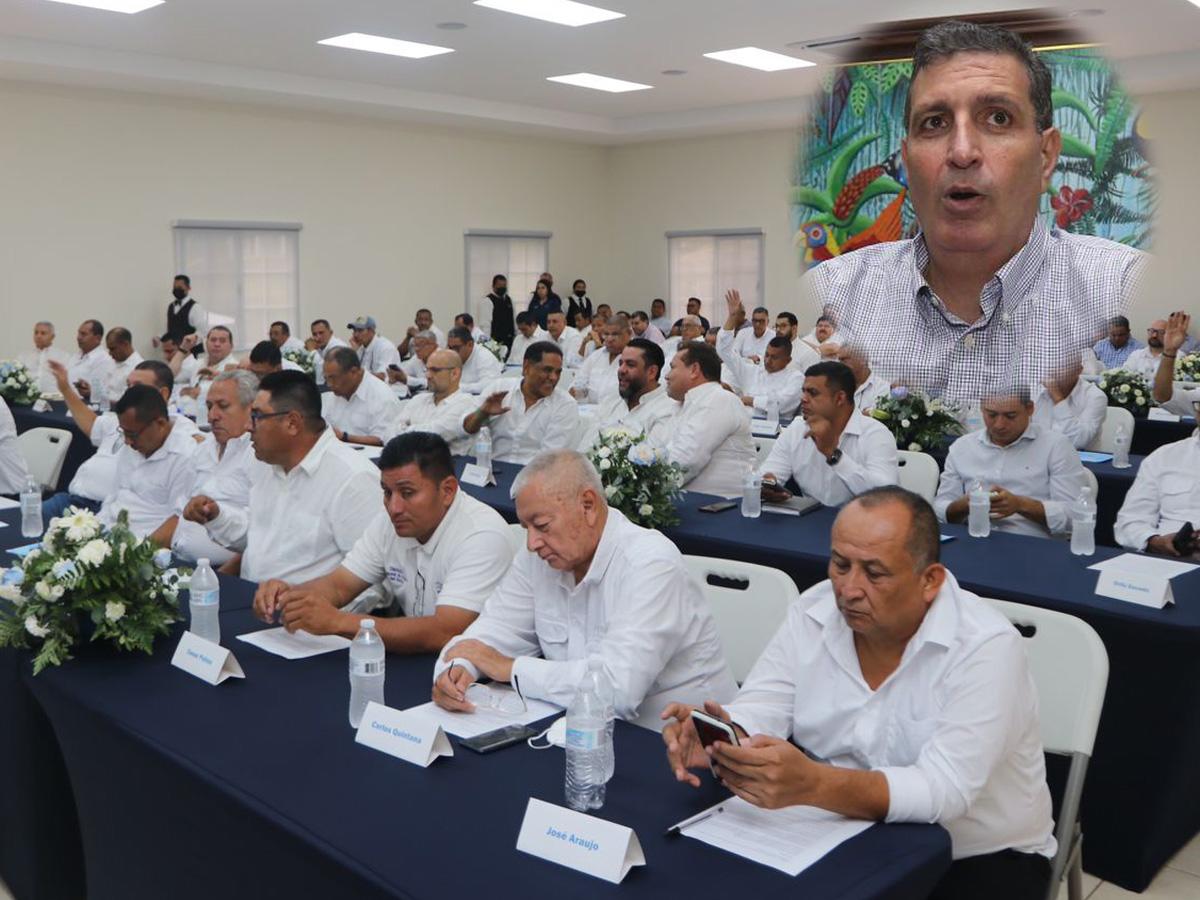 Cómo se define al presidente de la Fenafuth y por qué Jorge Salomón seguirá cuatro años más; ¿quiénes lo reelegirán?